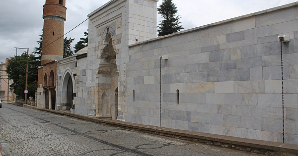 Taş Medrese (Akşehir Taş Eserler Müzesi)