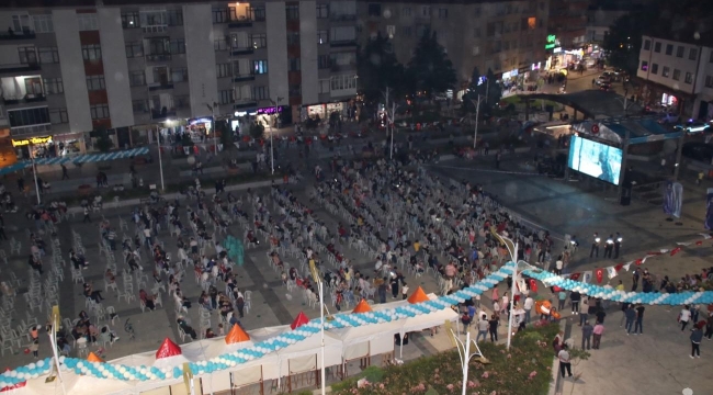 Şenlik'te Açık Hava Sinemasına Yoğun İlgi