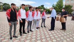 TUZLUKÇU'DA ASKER UĞURLAMASI