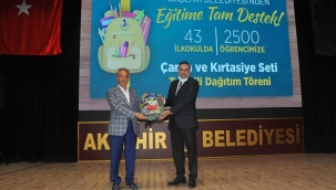 2 BİN 500 ÖĞRENCİYE KIRTASİYE DESTEĞİ