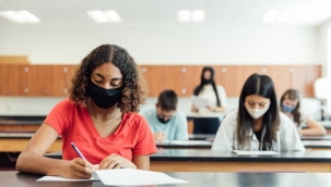 AKŞEHİR'DE 368 ÖĞRENCİ, LİSANS DÜZEYİNDE ÜNİVERSİTEYE YERLEŞTİ