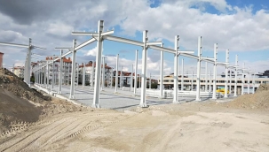 KAPALI PERŞEMBE PAZARI İNŞAATI DEVAM EDİYOR