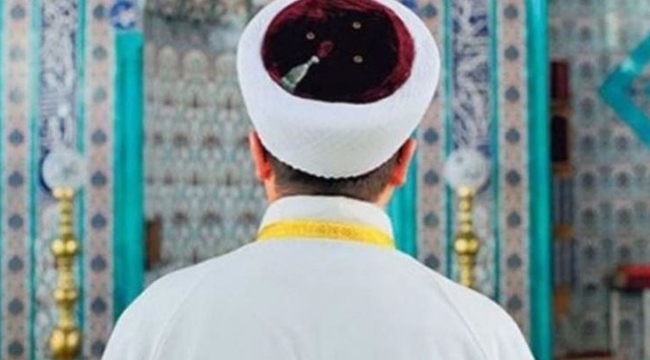 YUNAK'TA CAMİ ÇOK, İMAM YOK