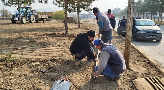 YALVAÇ'TA KAVŞAK ve REFÜJ DÜZENLEME ÇALIŞMALARI