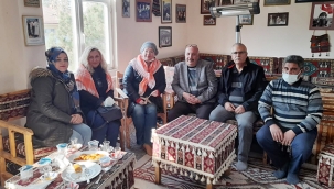 İYİ PARTİ KADIN KOLLARI'NDAN AKYÖRDER'E ZİYARET