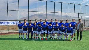 YUNAKSPOR, FARKLI MAĞLUP OLDU