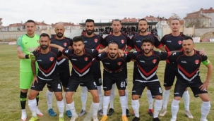 AKŞEHİRSPOR'DA 6 OYUNCU İLE YOLLAR AYRILDI