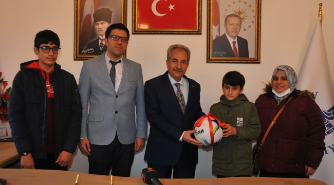 Atmatıkla Projesi'nde İlk Ödül Verildi 