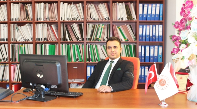 Yunak'ın Yeni İcra Müdürü Emre Dinsel Görevine Başladı