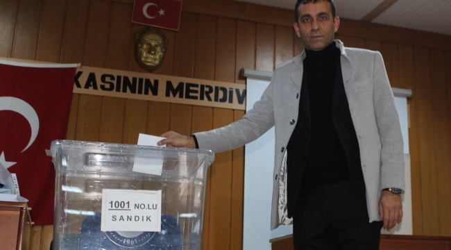 BAŞKAN AYAZ 4.KEZ GÜVEN TAZELEDİ