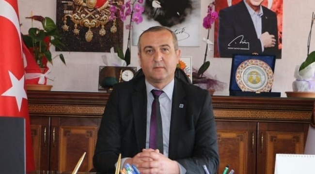 BAŞKAN KONAK ; "TÜM YUNAKLI HEMŞERİLERİMİN VE İSLAM ALEMİNİN RAMAZAN BAYRAMI MÜBAREK OLSUN"