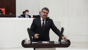 ÖĞRETMENLİK MESLEK KANUN TEKLİFİ TBMM'DE KABUL EDİLEREK YASALAŞTI