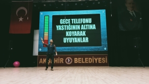 ÇEVRİMİÇİ GENÇLİK TİYATROSUNA YOĞUN İLGİ