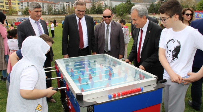 Akşehir Belediyesi'nden Çocuklara Bayram Eğlencesi 
