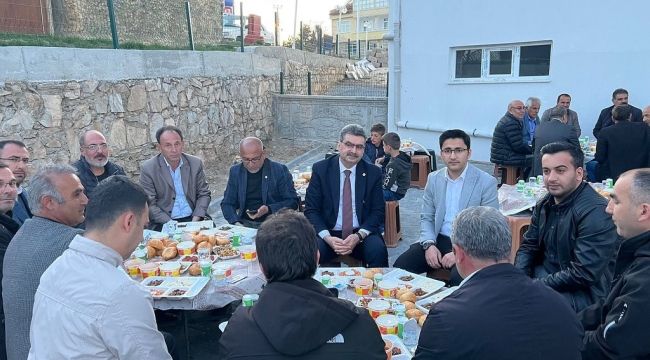 ORHAN ERDEM,YUNAK'DA 