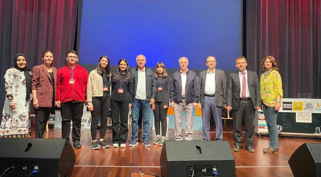 ŞEHİT SELÇUK ÖZER ANADOLU LİSESİ YARI FİNALDE 