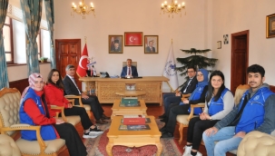 Sezaryenle Hayata Döndürülen Kedi İçin Başkan Akkaya'ya Teşekkür