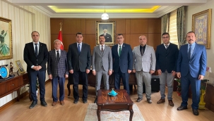 TUZLUKÇU'DA BAŞARILI PERSONELE ÖDÜL