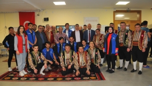 Yarenler Oyunlarını Üniversiteli Gençler İçin Sergiledi