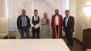 BAŞKAN MEŞE'DEN NİKÂH TÖRENİ 