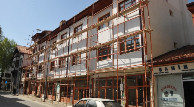 İmaret Sokak'taki Sokak Sağlıklaştırma Çalışmaları Sürüyor 