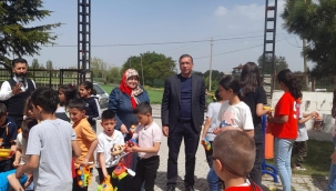 MHP AKŞEHİR ÇOCUKLARI SEVİNDİRDİ 