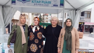 ORHAN KARDEŞLER KİTAP FUARINDA 