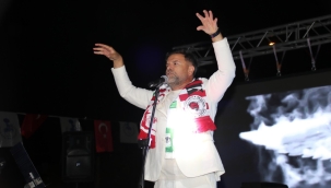 Akşehir Belediyesi Çilek Şenliğine Yoğun İlgi 