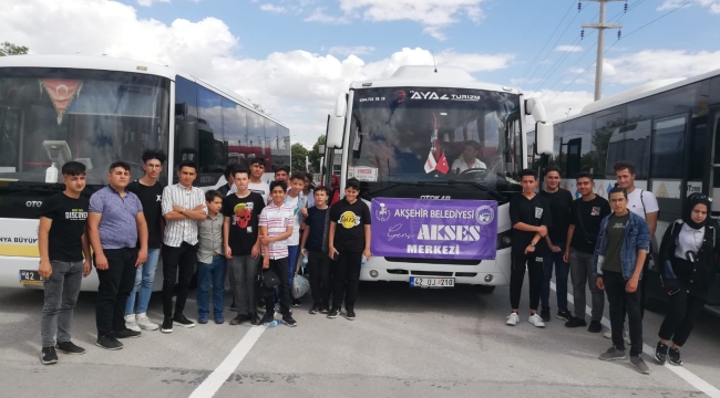 Akşehir Belediyesi,Gençleri Bilim Festivaline Götürdü