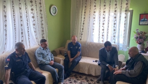 TUZLUKÇU KAYMAKAMI İSA BERTAN'DAN ŞEHİT AİLESİNE ZİYARET