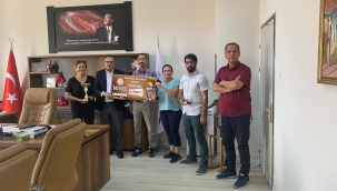 14. ULUSLARARASI MEB ROBOT YARIŞMASINDA TÜRKİYE 3. LÜĞÜ 