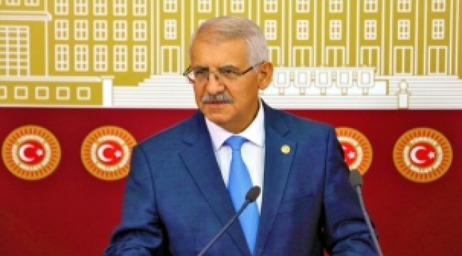 İYİ Partili Yokuş ,Konya'nın bitirilemeyen projelerini meclis gündemine taşıdı. 