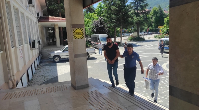 Polise Mukavemet Eden Düğün Magandası Tutuklandı 