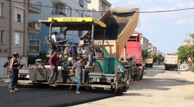 Başkan Akkaya Asfaltlama Çalışmalarını İnceledi 