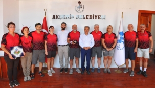 Batı Cephesi Karargahı Akşehir'den İzmir'e Bayrak 