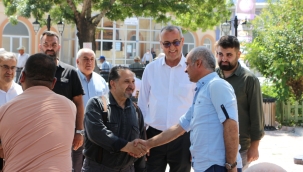 MİLLETVEKİLİ HACI AHMET ÖZDEMİR'DEN YUNAK'DA ESNAF VE VATANDAŞ ZİYARETİ