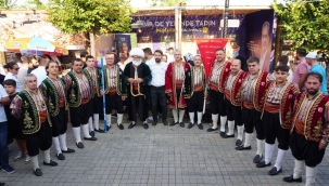 Sıra Yarenleri Gastrofest'e Renk Kattı 