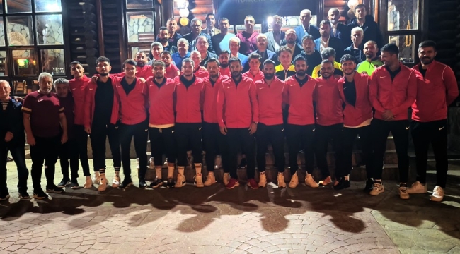 Akşehirspor'a Maç Öncesi Motivasyon Yemeği 