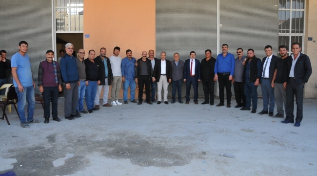 Başkan Akkaya Hal Esnafıyla Görüştü 