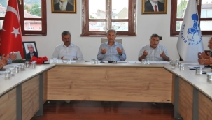 Vefat Eden Meclis Üyesi Uyar Dualarla Anıldı 