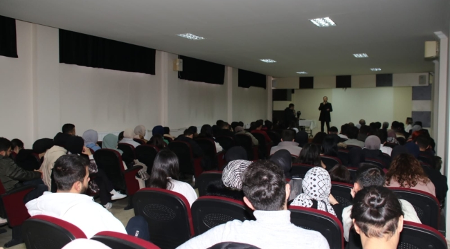 Başkan Akkaya ve Başkan Kalkan Üniversiteli Gençlerle Buluştu 