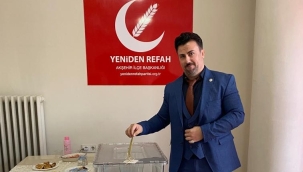 BAŞKAN SAPIKISA GÜVEN TAZELEDİ 