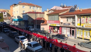 YUNAK'TA SARIKAMIŞ ŞEHİTLERİ ANISINA YÜRÜYÜŞ 