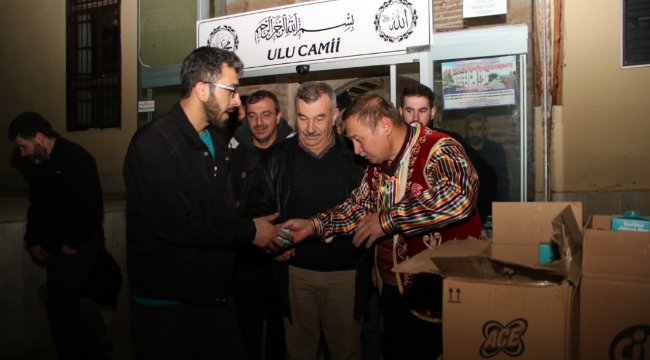 Akşehir Belediyesi'nden Kandil Simidi İkramı