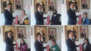 KAYMAKAM KARAHAN KİTAP KURTLARINI ÖDÜLLENDİRDİ 