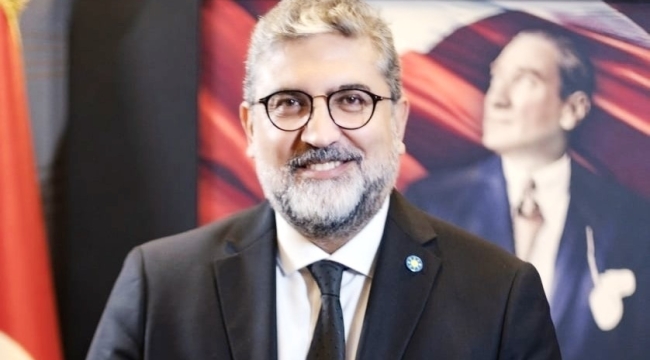 Peker; " Bizler her zaman "Önce millet, önce memleket" diyeceğiz. 