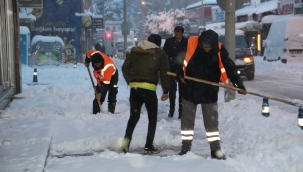 AKŞEHİR BELEDİYESİ 7–24 KAR TEMİZLİĞİ MESAİSİNDE 