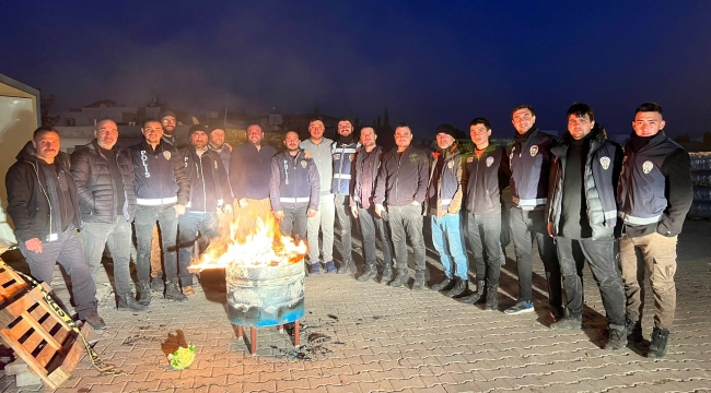 AKŞEHİR EMNİYET MÜDÜRLÜĞÜ 20 PERSONELİ İLE DEPREM BÖLGESİNDE 