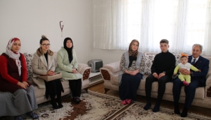 Başkan Akkaya Depremzede Aileleri Ziyaret Etti 