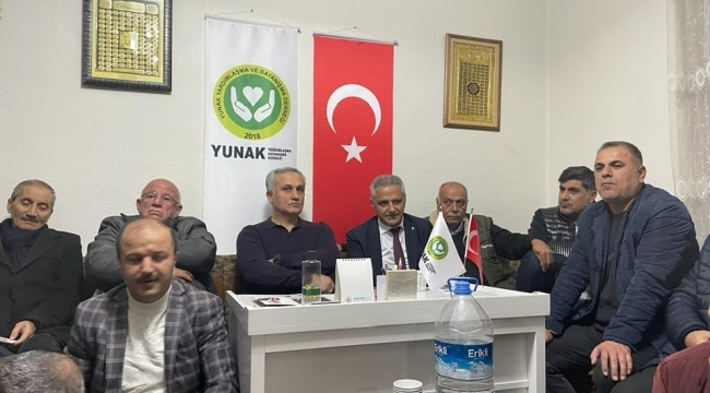 ÇİFTÇİ DOSTU GÜLER İLK ZİYARETİNİ YUNAK DERNEĞİ'NE YAPTI